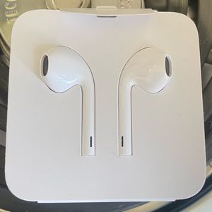 Brand new iPhone EarPods